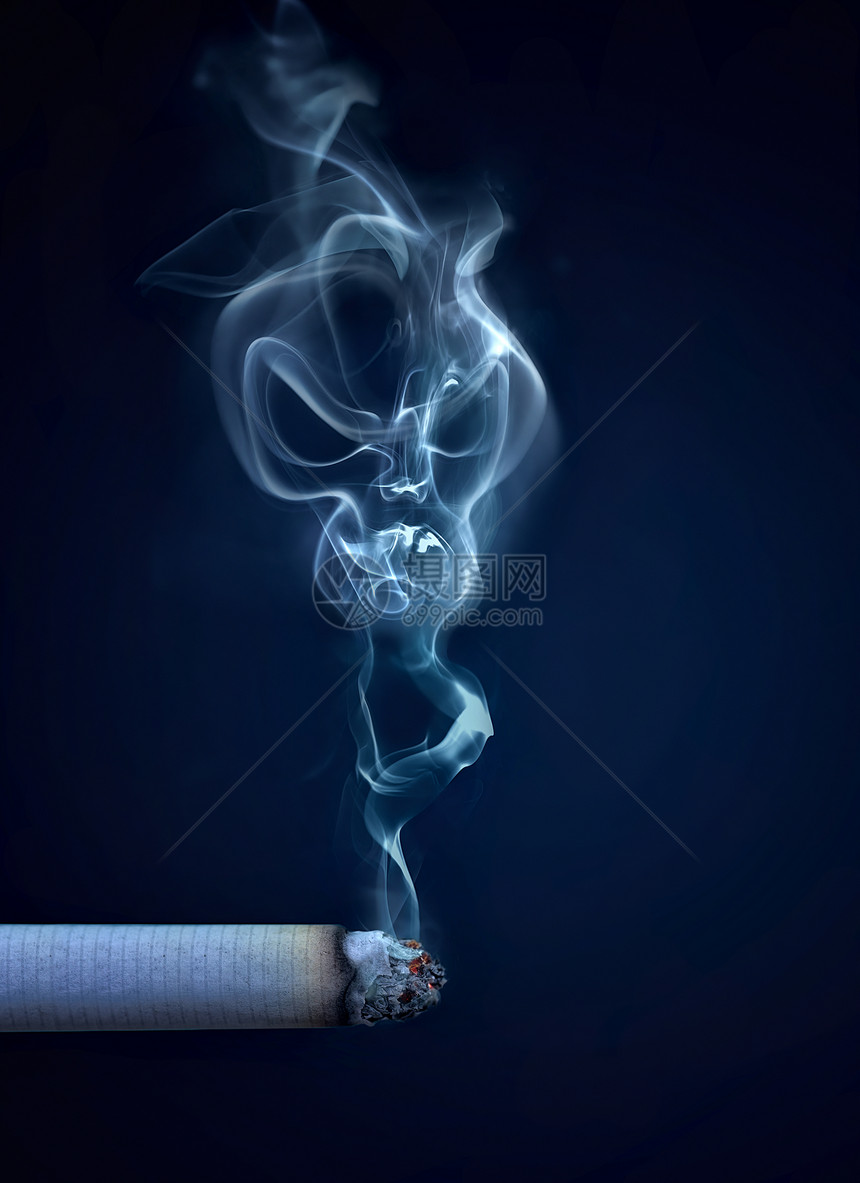 烧伤癌症骨骼以头形状的烟雾燃烧香概念形象图片