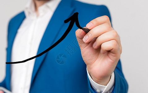 箭头表示素材商业向上升的数字箭头曲线表示增长发展概念箭头曲线插图面对向上升表示成功就改进发展数字箭头图象征着增长钱数据设计图片