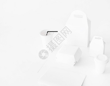 脆的满纸面白色背景中切合实际的快食品包装套白色的图片