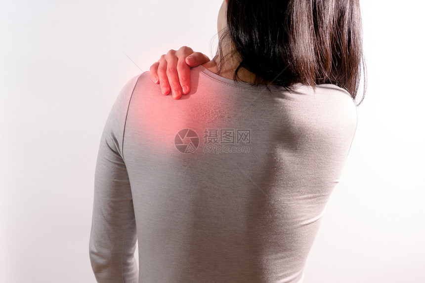 女颈部肩受伤工作后疼痛在女颈部肩受伤工作后疼痛遭受亚洲运动图片