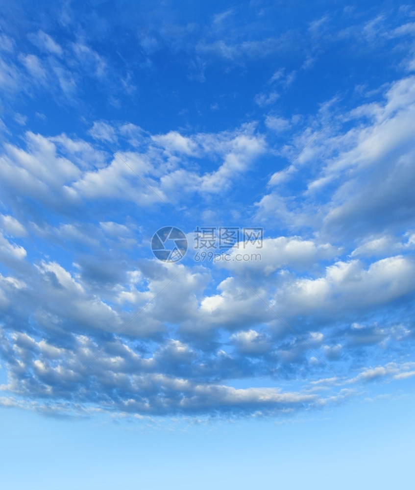 暴风雨白天蓝空背景有云蓝色天空密闭气图片