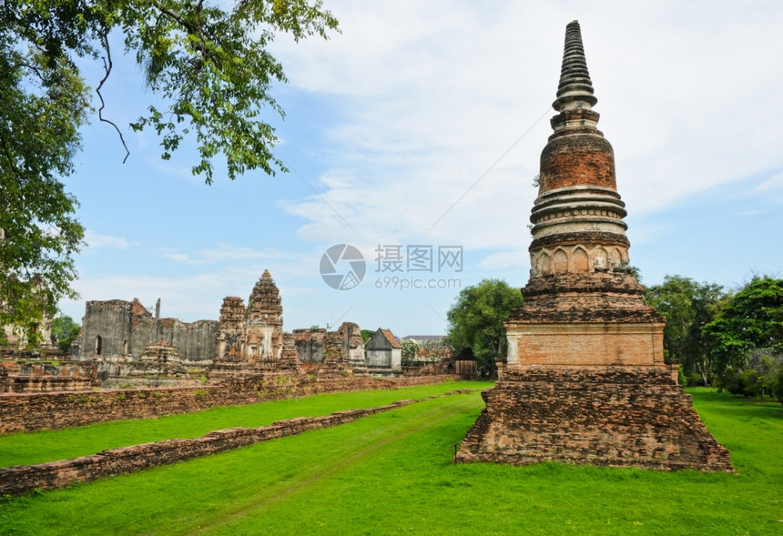 WatMahathatSiRattana古老高棉寺庙文化拉达纳蓝色的图片