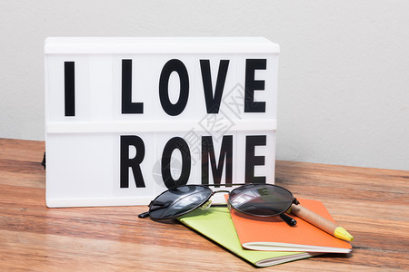 带我爱罗马的文字灯盒意大利罗马旅行主题潮人木板现代的图片