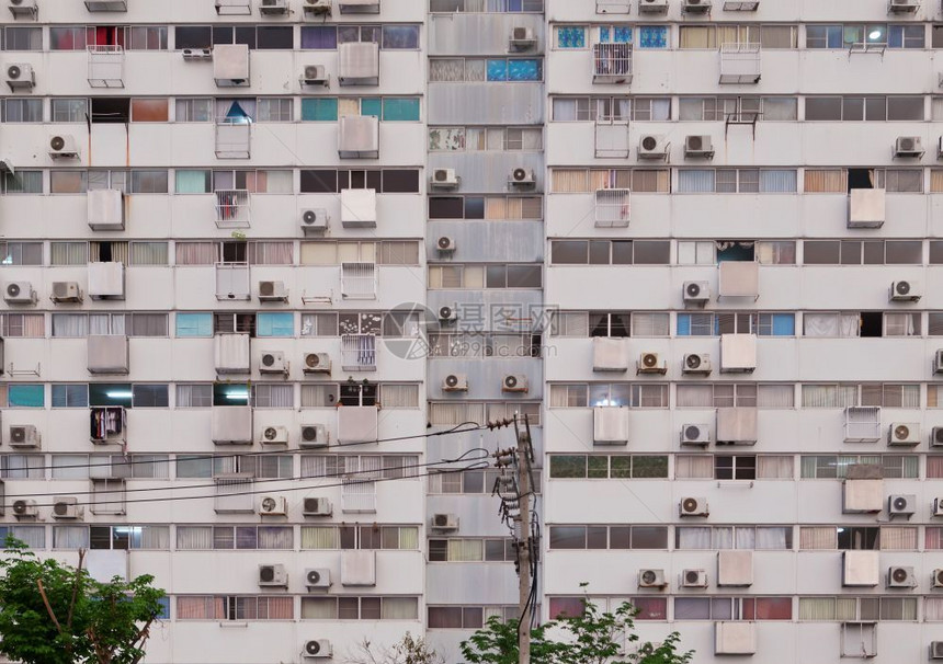 旧公寓的日模式贫民窟肮脏的砖图片