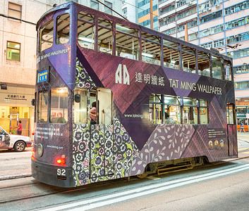 香港2014年5月日204年5月日双德克尔公交车横越市中心央车辆图片