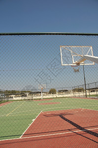 大满贯外部的露天篮球场蓝的明光图片篮板图片