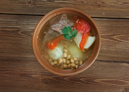餐厅盘子传统的Piti在高加索和中亚用羊肉蔬菜做的烹饪汤图片