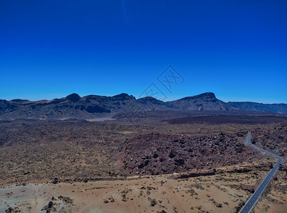 天线火山无人驾驶飞机对特内里费铁德山地貌的空中观察图片