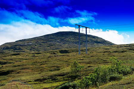 墙纸作品史诗挪威山风景背中的电源线挪威山风景背中的电源线高清图片