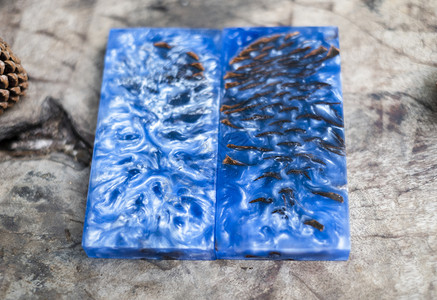 自然家具真实的稳定松锥蓝色抽象艺术背景Pineconne图片