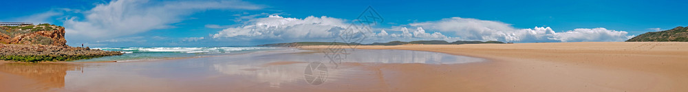 风筝来自葡萄牙阿尔加维的卡拉帕泰海滩的全景支撑乐趣图片