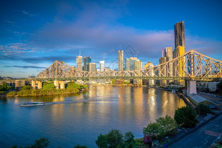 旅行澳大利亚布里斯班市天际线和布里斯班河昆士兰澳大利亚人图片