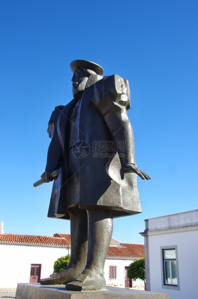 勘探阿连特茹青铜葡萄牙维迪盖伊拉的VascodaGama雕像图片