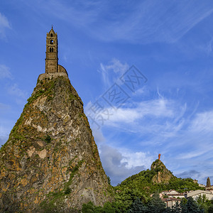 罗纳阿尔卑斯地区山顶雕像高清图片