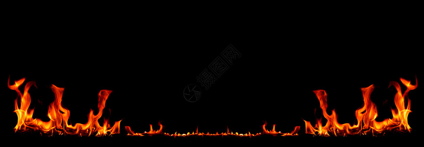 在黑色背景的火焰中燃烧红色热火花升起橙发光的飞行颗粒炽盛易燃质地图片