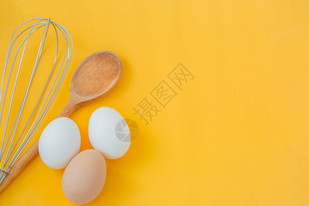 鸡蛋和打蛋器图片