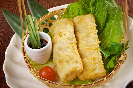 中文风格Banhtrang通常用于越南菜盘开胃百胜塞满图片