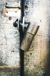 软垫复古的垃圾摇滚铁锁关上木门安全数据存储防公寓窃贼的护措施失效图片