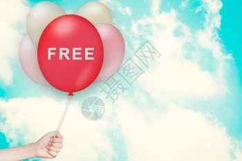 购物网络以天空和古老风格手持免费气球交货图片