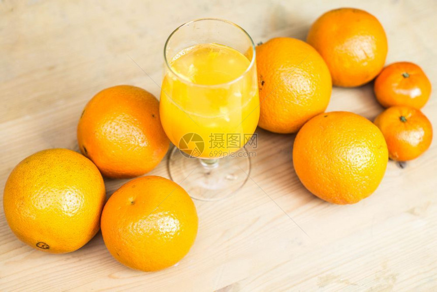橙子和橙子汁图片