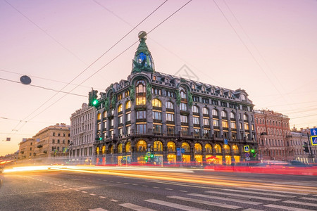 历史的俄罗斯日落时旧城圣彼得堡天际建筑学图片