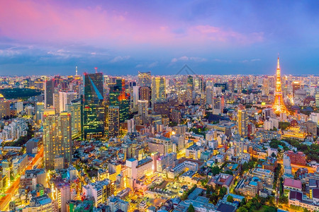 日本交通东京天际与塔的天际线日落图片