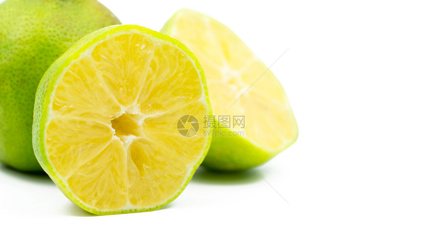 白背景有剪切路径的Lime切片以白本为隔离酸橙有机的来源图片