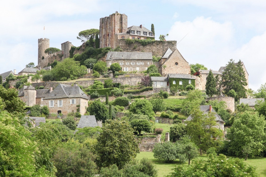 古老的科雷泽Turenne村法国最美丽的村庄之一镇最多图片