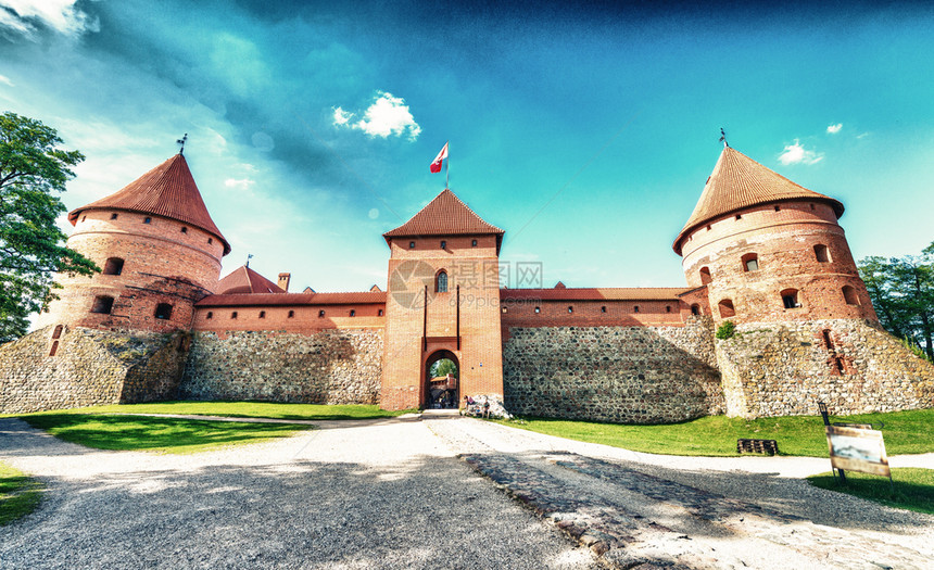 博物馆地标特拉卡伊城堡外观一个美丽的夏季下午立陶宛特拉卡伊城堡外观LT历史的图片