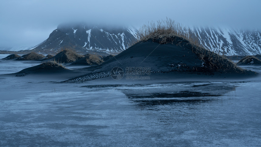 路德维希户外生物圈冰岛欧洲黄昏时靠近Hofn的史托克斯内神秘地貌图片