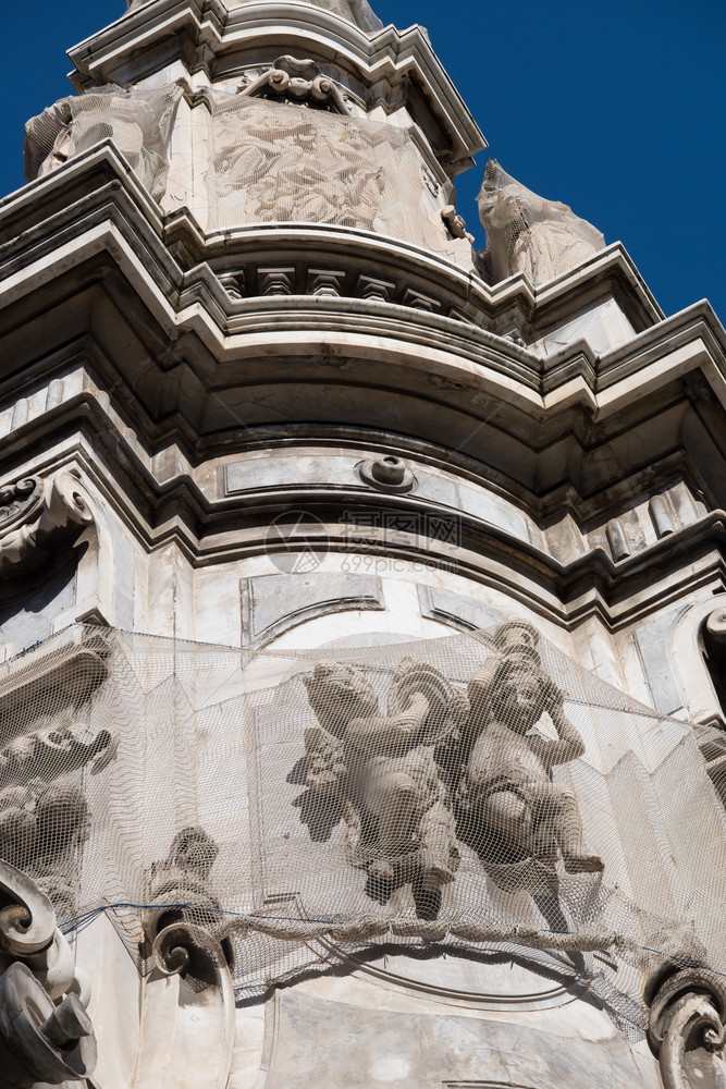 地中海PiazzadelGesuNuovo意大利那不勒斯中部历史里程碑广场雕塑图片