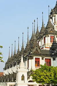 泰国寺庙的一部分LohaPrasat华丽的笏建造图片