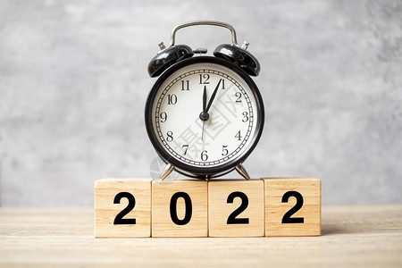 使命20年的文本表格上时钟决议间计划目标动机重新启倒计时和新年假日概念挑战重启背景图片