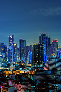 桥曼谷市地貌景观曼谷市风高角黄昏时现代建筑天空高楼图片