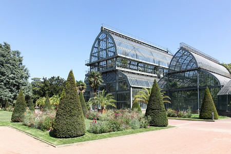 位于法国里昂金头公园的温室玻璃城市景观高清图片