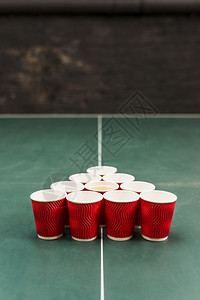 星酒鬼红杯啤桌乒乓球锦标赛翻动背景图片