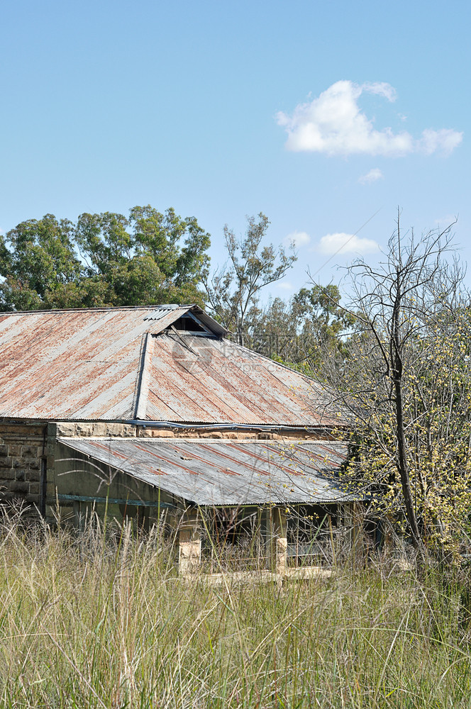 南非一个废弃的旧农舍南非放弃遗产危险图片
