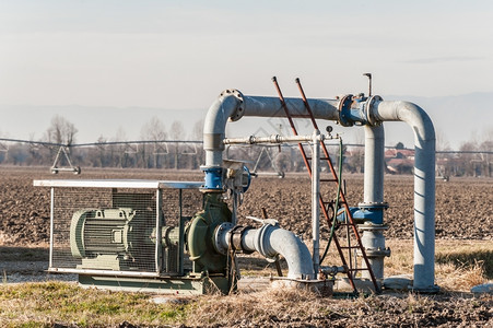 农业灌溉用水抽系统机械基础设施阀门图片