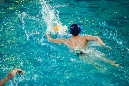 水球是团队运动夏天比赛池图片