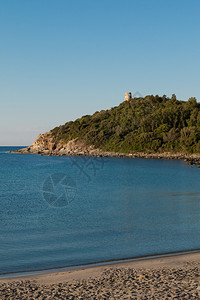 意大利撒丁岛海岸角的萨拉森塔意大利撒丁岛海岸角的塔自然蓝色海洋图片