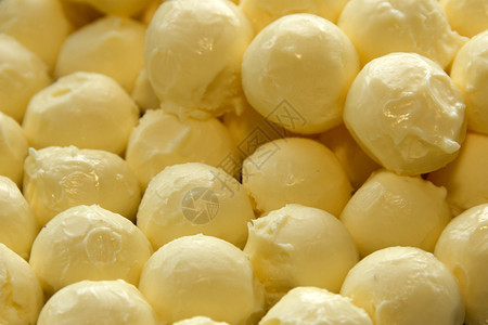 新鲜天然黄油产品单身的乳木果图片
