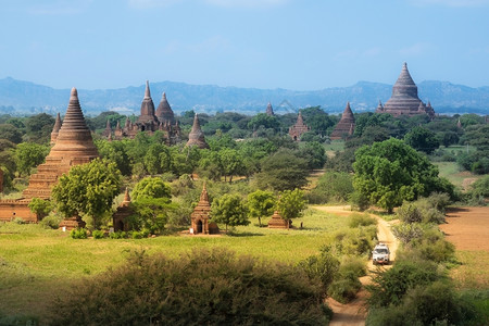宽的保护缅甸巴甘寺庙佛塔图片