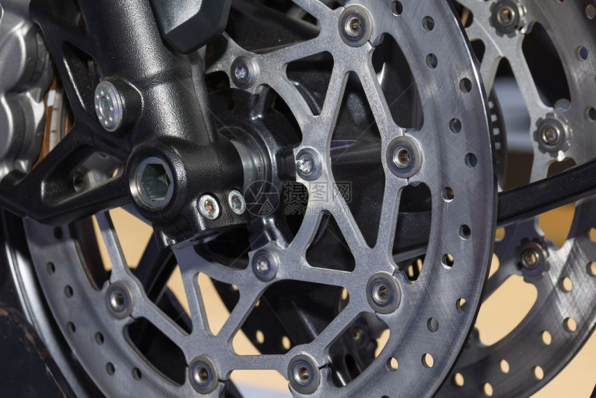 机械的循环摩托车磁盘刹系统黑色的图片