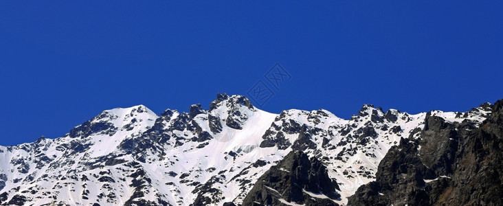 冬季雪山雪景图片