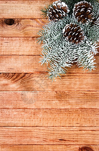 绿色复古的作品带有装饰的圣诞边境木背景上的装饰品图片