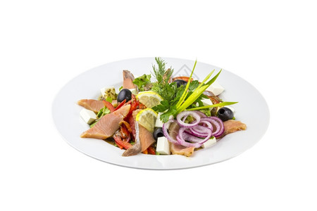 通心粉黑色的开胃菜带鱼沙拉胡椒和以孤立背景为的新鲜蔬菜图片