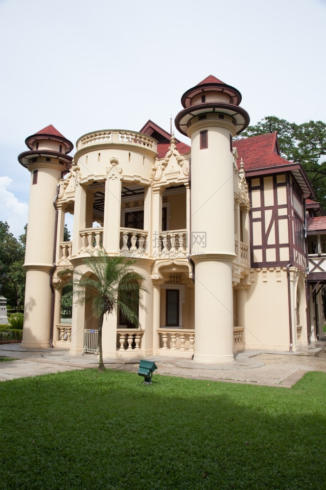 NakhonPathom省宫殿这栋大楼是独一无二的盛大文化装饰品图片