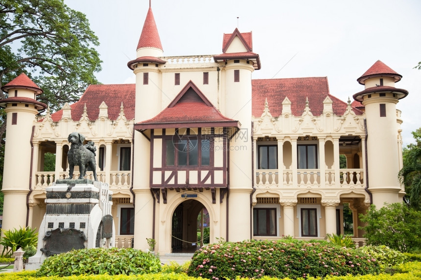 王亚洲历史NakhonPathom省宫殿这栋大楼是独一无二的图片