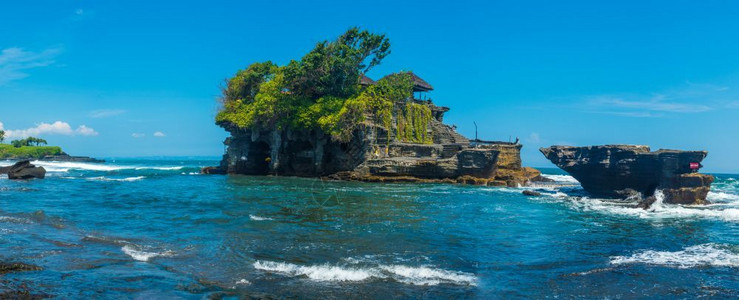美丽的热带印度尼西亚巴厘岛海神庙全景拍摄文化高清图片