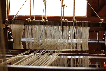 手摇织机小地毯纤维古代编织机图片